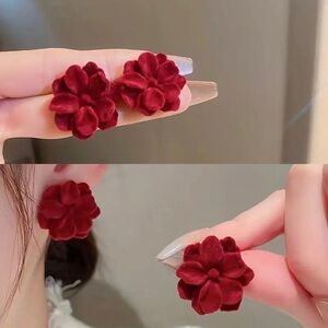 velvet roses red floral post earrings